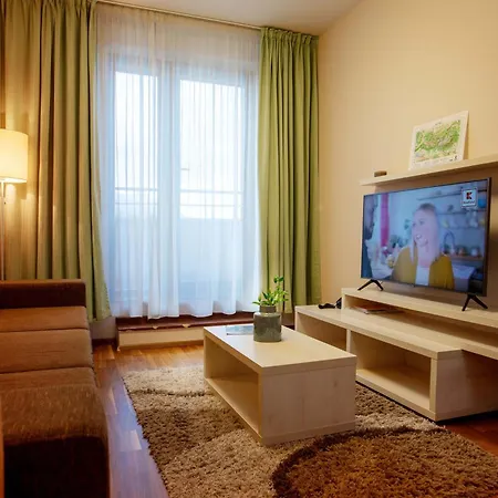 Sukromne V Crocuse S Vyhladom Na Hory Apartment